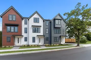 4 Elm St, Newton, MA 02465 - Photo 1
