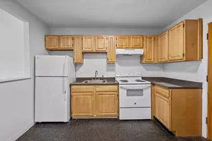 572 Cummins Hwy, Boston, MA 02126 - Photo 3