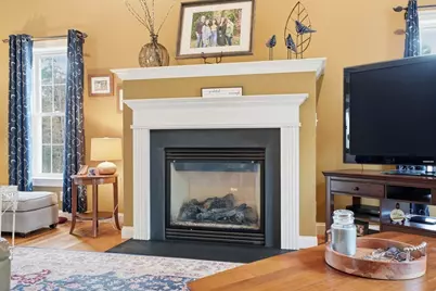 10 Rolling Meadows, Haverhill, MA 01832 - Photo 13