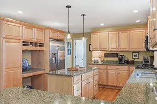 10 Rolling Meadows, Haverhill, MA 01832 - Photo 7