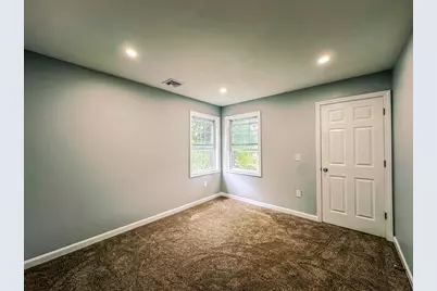 14 Hillside Rd, Northborough, MA 01532 - Photo 5