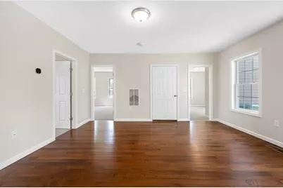 386 Main St, Clinton, MA 01510 - Photo 7