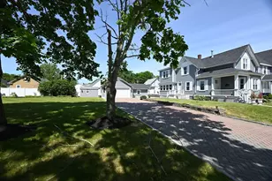 24 Brouilette St, Chelmsford, MA 01863 - Photo 5
