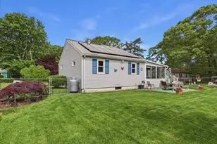 13 Thrush Ave, Plymouth, MA 02360 - Photo 9