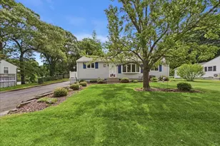 13 Thrush Ave, Plymouth, MA 02360 - Photo 3