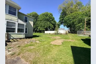 315 High St, Webster, MA 01570 - Photo 9