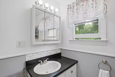 24 Henry St, Mansfield, MA 02048 - Photo 13