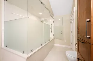 10 Eustis St, Cambridge, MA 02140 - Photo 13