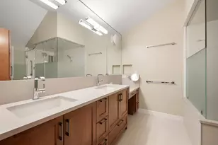 10 Eustis St, Cambridge, MA 02140 - Photo 11