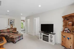332 Division Rd, Dartmouth, MA 02748 - Photo 13