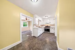 1158 Victoria St, New Bedford, MA 02745 - Photo 5
