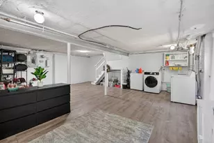64 Redlands Rd, Boston, MA 02132 - Photo 29