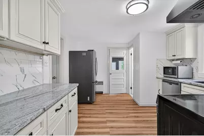 64 Redlands Rd, Boston, MA 02132 - Photo 13