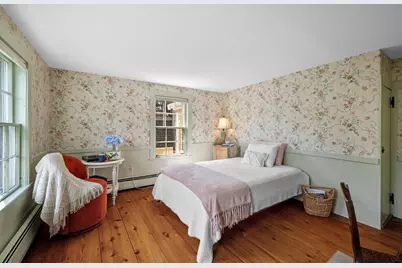 27 Waldron Street, Marblehead, MA 01945 - Photo 13