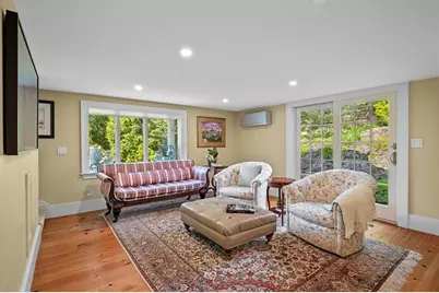 27 Waldron Street, Marblehead, MA 01945 - Photo 11
