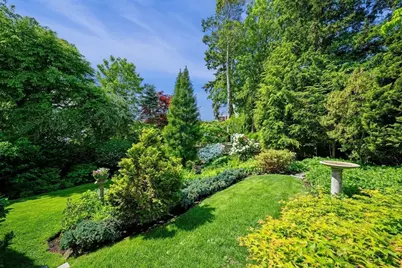 27 Waldron Street, Marblehead, MA 01945 - Photo 25