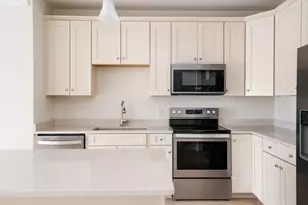 2305 Pennington Dr, Walpole, MA 02081 - Photo 9