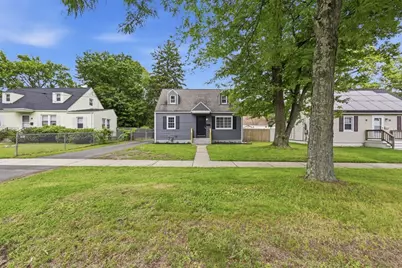 111 Breckwood Blvd, Springfield, MA 01119 - Photo 3