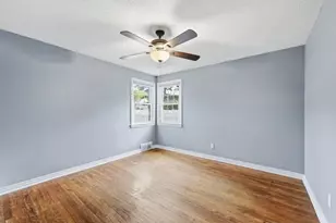 111 Breckwood Blvd, Springfield, MA 01119 - Photo 21