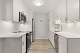 131 Park Dr, Boston, MA 02215 - Photo 9