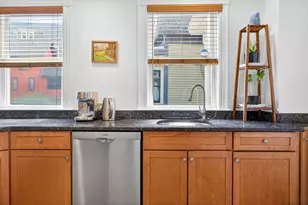 41 Spring Park Ave, Boston, MA 02130 - Photo 11