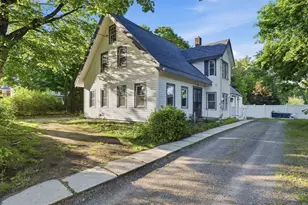 9 Turnpike Rd, Townsend, MA 01469 - Photo 1