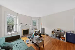 1071 Beacon St, Brookline, MA 02446 - Photo 5