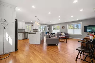 28 Park Ave, Medford, MA 02155 - Photo 3