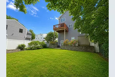 28 Park Ave, Medford, MA 02155 - Photo 33