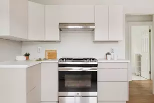 304-306 Cummins Hwy, Boston, MA 02131 - Photo 11