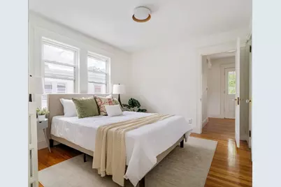 304-306 Cummins Highway #3, Boston, MA 02131 - Photo 15