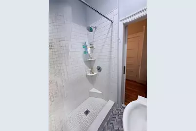457 Washington St #8, Newton, MA 02458 - Photo 13