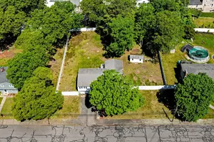 37 Old Coach Rd, Braintree, MA 02184 - Photo 3