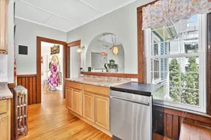 23 Oakes Ave, Southbridge, MA 01550 - Photo 17