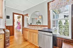 23 Oakes Ave, Southbridge, MA 01550 - Photo 15