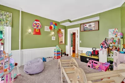 23 Oakes Ave, Southbridge, MA 01550 - Photo 21