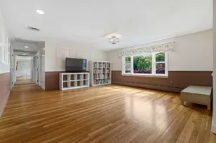 179 Woburn St, Medford, MA 02155 - Photo 5