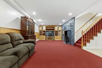 179 Woburn St, Medford, MA 02155 - Photo 17