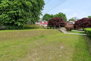 179 Woburn St, Medford, MA 02155 - Photo 25