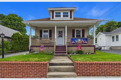 21 Sycamore St, Fairhaven, MA 02719 - Photo 1