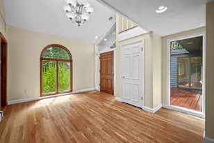 244 Ocean Ave, Marblehead, MA 01945 - Photo 5