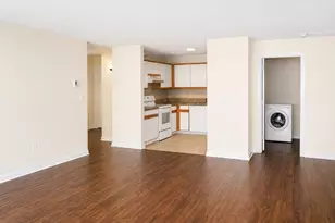 10 Rutledge St, Worcester, MA 01604 - Photo 7