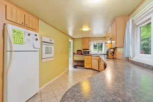 55 Main St, West Newbury, MA 01985 - Photo 3