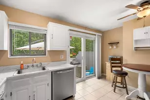 149 Farrwood Dr, Haverhill, MA 01835 - Photo 5