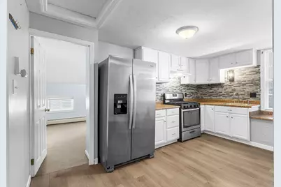 808 Walnut St #2, Fall River, MA 02720 - Photo 3