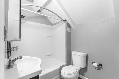 808 Walnut St #2, Fall River, MA 02720 - Photo 7