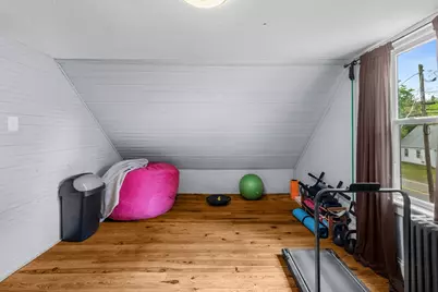 35 Worcester St, Taunton, MA 02780 - Photo 21
