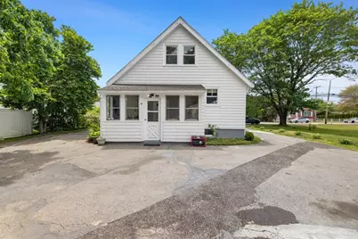 35 Worcester St, Taunton, MA 02780 - Photo 31