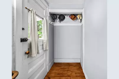 35 Worcester St, Taunton, MA 02780 - Photo 3