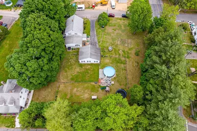 28 Margaret St, Southbridge, MA 01550 - Photo 41
